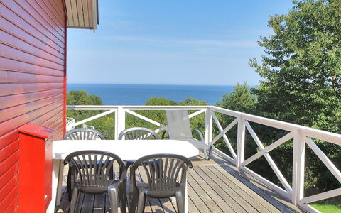 Iikka - 300M from the Sea: Bois, Maison, Chalet, Domicile, Toit, Zone Rurale, Siding, Cabane En Rondins, Batiments Jardin, Dur