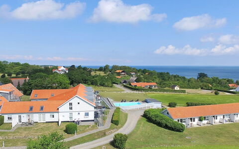 Seba - 500M from the Sea: Bois, Maison, Chalet, Domicile, Toit, Zone Rurale, Siding, Cabane En Rondins, Batiments Jardin, Dur