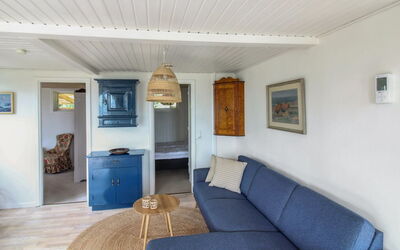 Fabine - 50M from the Sea