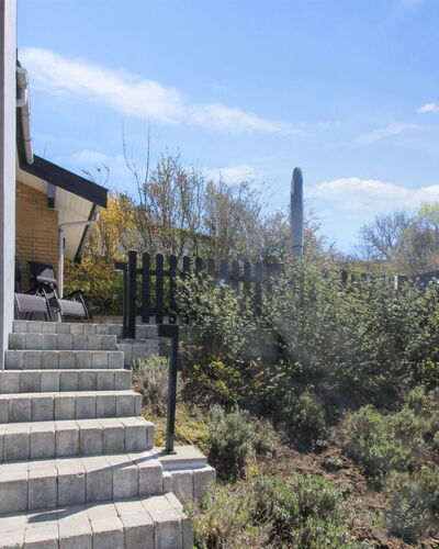 Takenya - 400M from the Sea