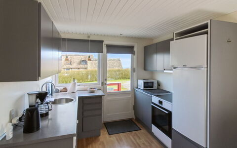 Ebertina - 500M from the Sea: Cuisine, Principaux Appliance, Cabinetry, Comptoir, Appareil De Cuisine, Cuisinière, Plafond, Évier, Le Fourneau, Evier