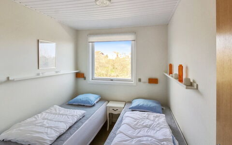 Ebertina - 500M from the Sea: Mur, Chambre, Sol, Lit, Cadre De Lit, Plafond, Literie, Drap De Lit, Dortoir, Matelas