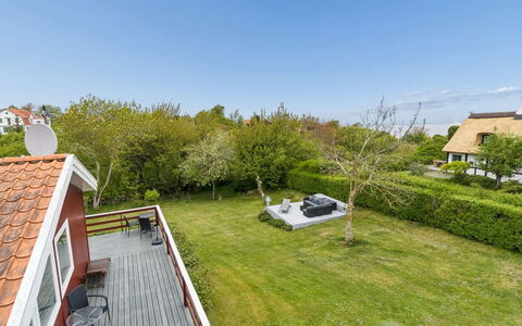 Ebertina - 500M from the Sea: Toit, Maison, Zone Résidentielle, Domicile, Biens, Chalet, Conception