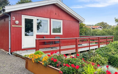 Ebertina - 500M from the Sea: Toit, Maison, Zone Résidentielle, Domicile, Biens, Chalet, Conception