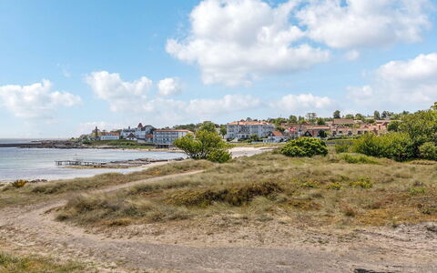 Alea - 200M from the Sea: Toit, Maison, Lot Terre, Domicile, Chalet, Biens, Batiments Jardin, Ombre, Cabane En Rondins, Aménagement Paysager