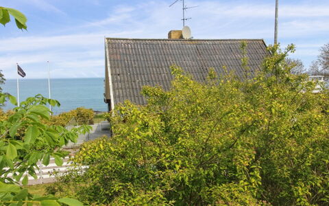 Alija - 50M from the Sea: Bois, Maison, Chalet, Domicile, Toit, Zone Rurale, Siding, Cabane En Rondins, Batiments Jardin, Dur