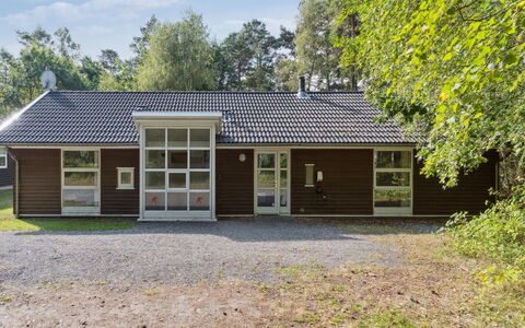 Dorit - 600M from the Sea: Bois, Maison, Chalet, Domicile, Toit, Zone Rurale, Siding, Cabane En Rondins, Batiments Jardin, Dur