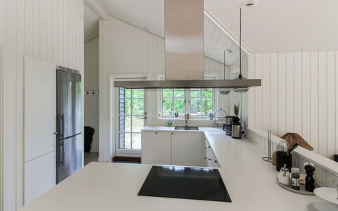 Colette - 700M from the Sea: Toit, Maison, Zone Résidentielle, Domicile, Biens, Chalet, Conception
