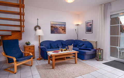 Siegerland: Meubles, Table, Cadre, Bâtiment, Canapé, Bois, Plante D'Appartement, Confort, Design Intérieur, Maison