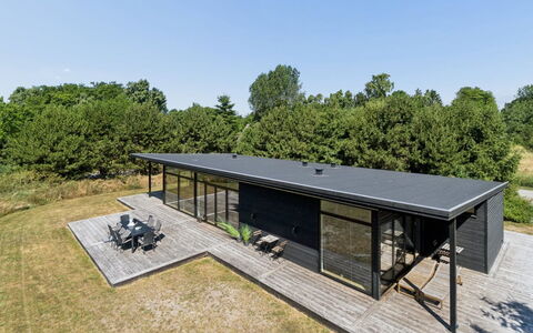 Gonne - 350M from the Sea: Bois, Maison, Chalet, Domicile, Toit, Zone Rurale, Siding, Cabane En Rondins, Batiments Jardin, Dur