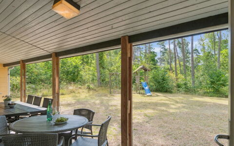 Henri - 800M from the Sea: Toit, Maison, Zone Résidentielle, Domicile, Biens, Chalet, Conception