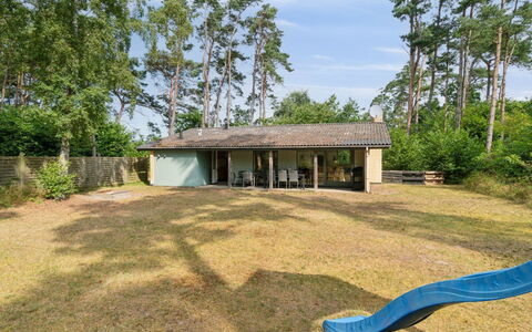 Henri - 800M from the Sea: Toit, Maison, Zone Résidentielle, Domicile, Biens, Chalet, Conception