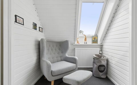 Nilia - 3.5Km from the Sea: Bois, Toit, Architecture, Domicile, Maison, Chalet, Siding, Dur, Pente, Biens