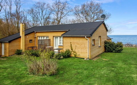 Zina - 25M from the Sea: Maison, Domicile, Toit, Chalet, Lot Terre, Biens, Ferme, Village, Ferme