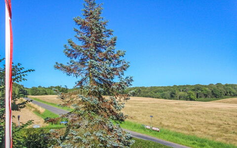 Rask - 3Km from the Sea: Bois, Maison, Chalet, Domicile, Toit, Zone Rurale, Siding, Cabane En Rondins, Batiments Jardin, Dur