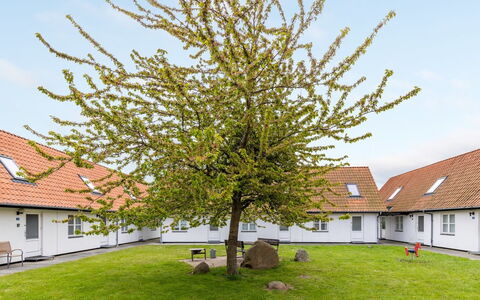 Majvi - 300M from the Sea: Bois, Toit, Architecture, Domicile, Maison, Chalet, Siding, Dur, Pente, Biens