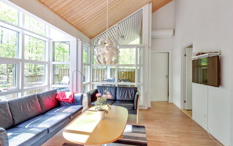 Verner - 500M from the Sea: Domicile, Zone Résidentielle, Maison, Chalet, Toit, Lot Terre, Siding, Jardin, Biens, Pelouse