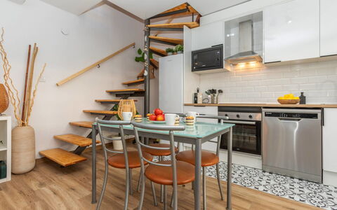 Gardenia: Meubles, Sol, Design Intérieur, Bois, Sol, Comptoir, Cuisine, Parquet, Domicile, Principaux Appliance