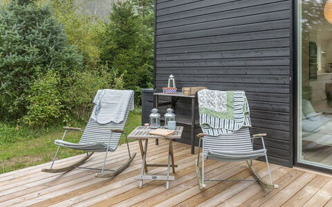 Iivo - 350M from the Sea: Bois, Maison, Chalet, Domicile, Toit, Zone Rurale, Siding, Cabane En Rondins, Batiments Jardin, Dur