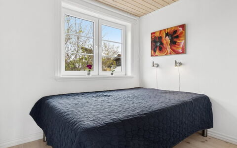 Algeth - 350M from the Sea: Bois, Chambre, Design Intérieur, Lit, Sol, Sol, Literie, Drap De Lit, Cadre De Lit, Domicile