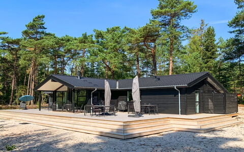 Eliz - 800M from the Sea: Bois, Maison, Chalet, Domicile, Toit, Zone Rurale, Siding, Cabane En Rondins, Batiments Jardin, Dur