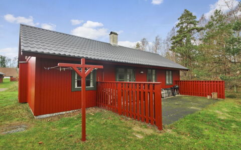 Cvetanka - 200M from the Sea: Bois, Toit, Architecture, Domicile, Maison, Chalet, Siding, Dur, Pente, Biens