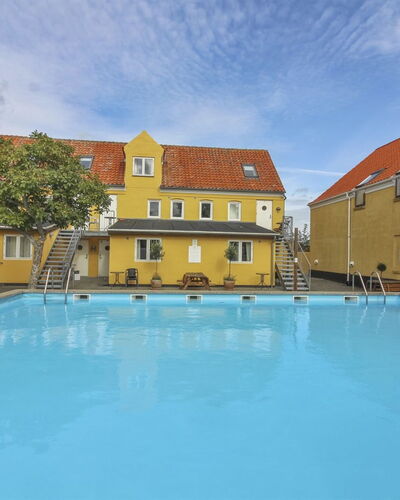 Gulla - 300M from the Sea