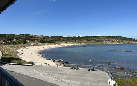 Ramona - 10M from the Sea: Bois, Maison, Chalet, Domicile, Toit, Zone Rurale, Siding, Cabane En Rondins, Batiments Jardin, Dur