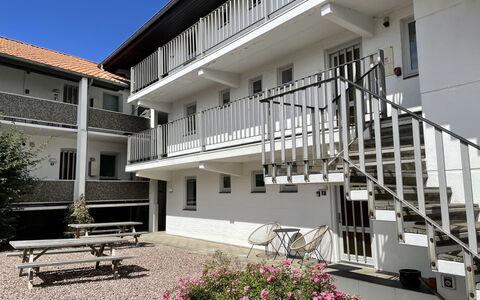 Ramona - 10M from the Sea: Bois, Maison, Chalet, Domicile, Toit, Zone Rurale, Siding, Cabane En Rondins, Batiments Jardin, Dur