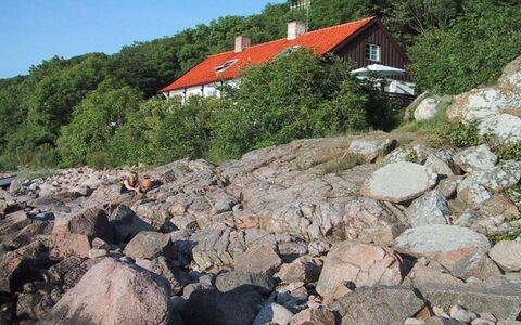Asgot - 15M from the Sea: Bleu, Chalet, Maison, Domicile, Ferme, Biens, Siding