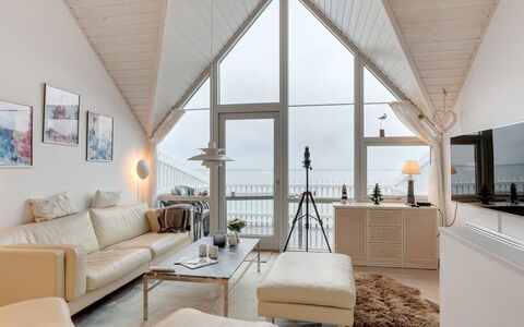 Armela - 10M from the Sea: Design Intérieur, Meubles, Plafond, Domicile, Salon, Canapé, Chaise, Appartement, Parquet