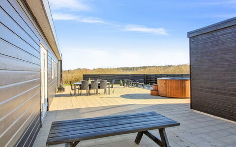 Ilfar - 700M from the Sea: 