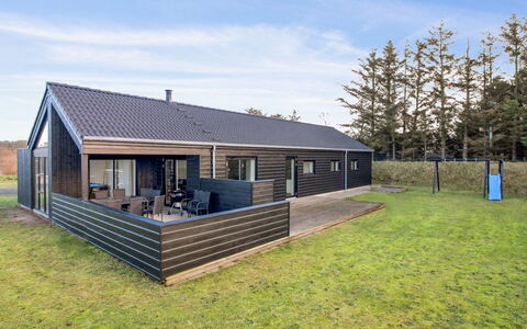Øthbiorn - 1.1Km from the Sea: Bois, Maison, Chalet, Domicile, Toit, Zone Rurale, Siding, Cabane En Rondins, Batiments Jardin, Dur