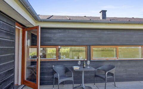 Tetta - 800M from the Sea: Meubles, Design Intérieur, Chaise, Sol, Table, Recours, Sol, Plafond, Pièce, Eco Hôtel