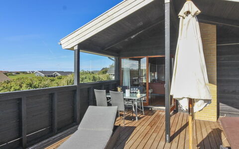 Tetta - 800M from the Sea: Meubles, Design Intérieur, Chaise, Sol, Table, Recours, Sol, Plafond, Pièce, Eco Hôtel