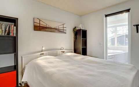 Dome - 750M from the Sea: Lit, Meubles, Design Intérieur, Chambre, Sol, Sol, Mur, Bois, Plafond, Drap De Lit