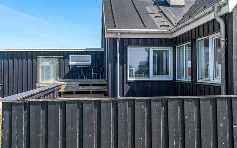 Gynther - 150M from the Sea: 