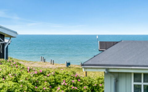 Gynther - 150M from the Sea: Toit, Lot Terre, Chalet, Domicile, Zone Rurale, Cabanon, Siding, Batiments Jardin, Cabane En Rondins, Cabane