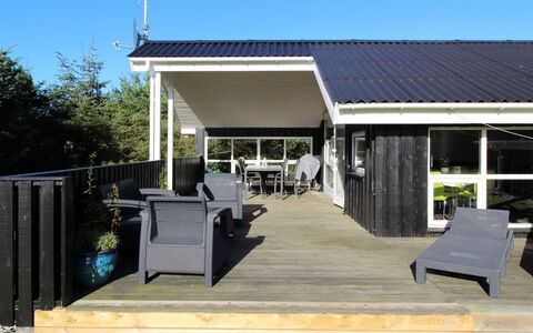 Annalisa - 1.2Km from the Sea: Bois, Toit, Domicile, Ombre, Porche, Plate-Forme, Chalet, Chaise, Dur, Cour