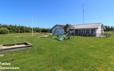 Annalisa - 1.2Km from the Sea