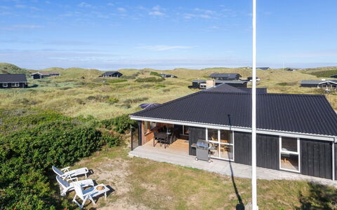 Mano - 200M from the Sea: Bleu, Chalet, Maison, Domicile, Ferme, Biens, Siding