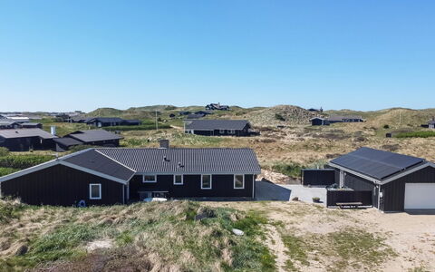 Mano - 200M from the Sea: Bleu, Chalet, Maison, Domicile, Ferme, Biens, Siding