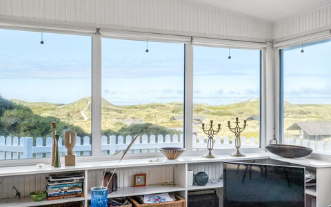 Ineke - 295M from the Sea