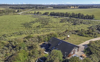 Lothen - 500M from the Sea