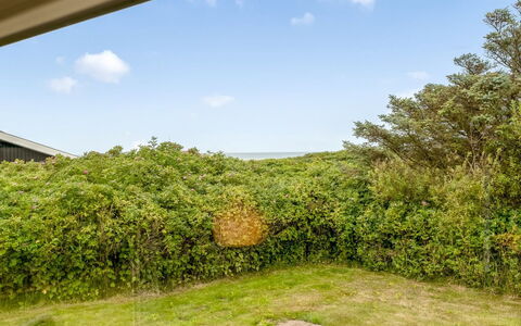 Bengta - 200M from the Sea: Maison, Toit, Domicile, Chalet, Cabanon, Batiments Jardin, Siding, Cour, Cabane En Rondins, Cabane