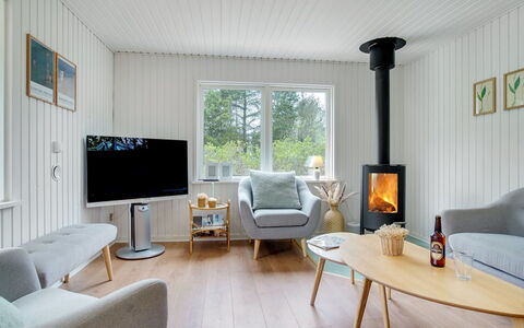 Ylva - 650M from the Sea: Bois, Domicile, Porche, Plate-Forme, Dur, Toit, Tache De Bois, Parquet, Eco Hôtel