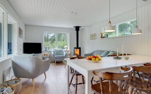 Ylva - 650M from the Sea: Bois, Domicile, Porche, Plate-Forme, Dur, Toit, Tache De Bois, Parquet, Eco Hôtel
