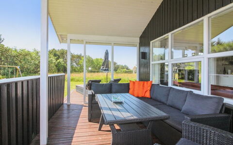 Grit - 650M from the Sea: Piscine, Mobilier De Jardin, Meubles, Recours, Dalle, Eco Hôtel, Ombre, Chaise, Loisir, Biens