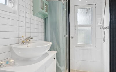 Aruna - 200M from the Sea