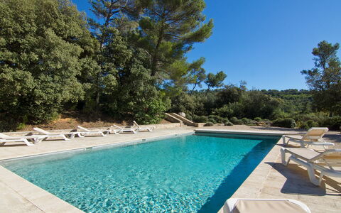 Domaine de Piegros: Piscine, Propriété, Immobilier, Biens, Vacances, Maison, Villa, Loisir, Bâtiment, Paysage